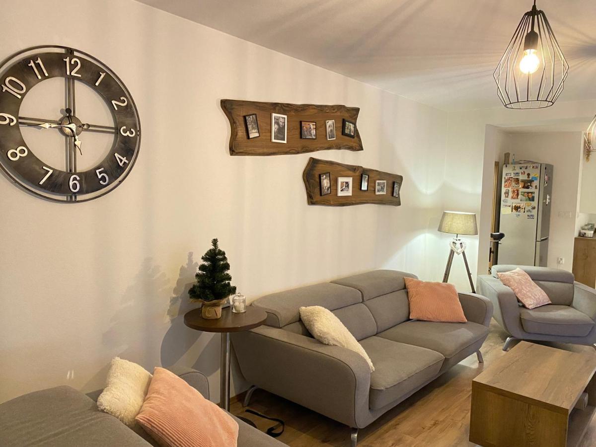 Apartman Slnecna Terasa S Vlastnym Parkovanim Na 2 Auta Apartment Zilina Exterior photo